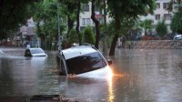 След огнения ад в Турция, наводнения заляха страната