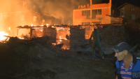 Десетки къщи са изпепелени след големия пожар в района на Велинград