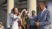 Бургас посрещна златната Стефани Кирякова
