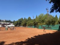 16 българчета започнаха с победи на турнир по тенис от ITF във Варна