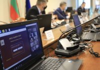 "Демократична България" предлага разпускане на ВСС, Ива Митева с резерви