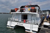 Бургас има нов туристически кораб (СНИМКИ)