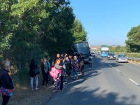 Жена блъсна шофьор на автобус, аварирал на пътя в Бургас