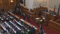 Пак скандали в НС: Депутатите върнаха бюджета на ДОО в бюджетна комисия