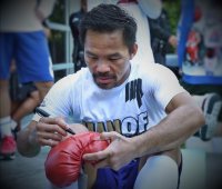 Боксьорът Мани Пакиао се кандидатира за президент на Филипините
