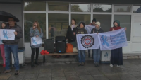 Медици от Бургас излязоха на протест заради ниски заплати
