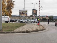 Кола блъсна малко дете на пешеходна пътека в Благоевград