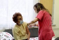Гражданите на и над 65 г. могат безплатно да се ваксинират срещу сезонния грип
