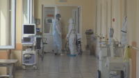 Натиск върху болниците, министърът с призив за ваксинация (ОБЗОР)