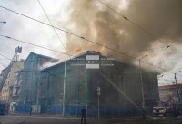 снимка 10 Пожар унищожи част от сградата на бившето кино „Възраждане“ в София (СНИМКИ)