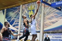 Баскетболният Левски не се затрудни с Черно море Тича в изтеглен мач