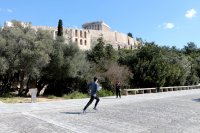 Бизнесът в Гърция недоволства срещу по-строгите ковид мерки