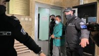 Съдът остави в ареста 25-годишния рецидивист, малтретирал братовчедка си в Цар Калоян