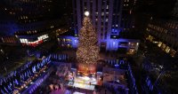 В Ню Йорк са готови за Коледа (Снимки)