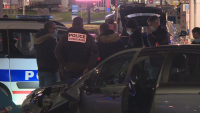 Мъж рани с меч две полицайки във френски град