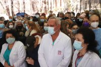 снимка 1 Лекари от "Лозенец“ протестират срещу превръщането ѝ в детска болница