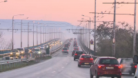 Защо два месеца Аспаруховият мост във Варна е без ток