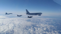 Руски изтребители ескортираха френски самолети в небето над Черно море