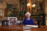 Как ще прекара първата си Коледа без принц Филип кралица Елизабет Втора