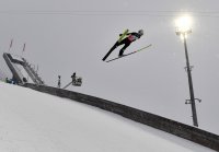 Зографски отпадна от Световната купа по ски скок в Енгелберт