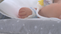 Две бебета проплакаха навръх Коледа в болница "Шейново"