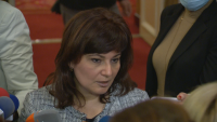 Министър Сербезова: Преди да се пристъпи към онлайн обучение, ще се предприемат други мерки