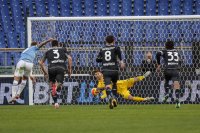 Лацио се добра до точка срещу Емполи след драма на „Олимпико“