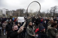Поддръжници на Новак Джокович се събраха пред парламента в Белград
