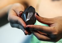 Показаха най-големия в света шлифован диамант (Снимки)