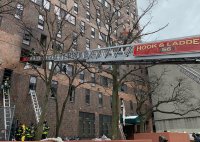 19 души, сред които 9 деца, са загинали при пожар в жилищен блок в Ню Йорк