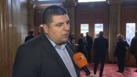 Ивайло Мирчев, ДБ: Уважавам правото на протест, но защо трябва да се разбива сградата на парламента