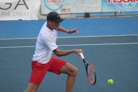 Български талант в тениса записа четвърта поредна победа в Русия