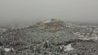 Сняг и студ сковаха Гърция и Турция (Видео и снимки)