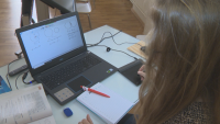Най-голямото училище в Община Карлово преминава на онлайн обучение