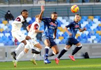 Наполи изпревари Милан след разгром над последния в Серия "А"