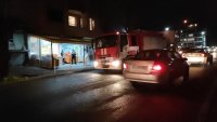 Евакуираха жилищна кооперация в Бургас заради пожар