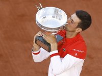 Франция също ще задължи тенисистите да се ваксинират, ако искат да играят на "Ролан Гарос"