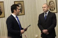 Радев и Петков влязоха в задочен спор заради "Булгаргаз" и Северна Македония