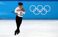 Американският фигурист Винсънт Чжоу приключи участието си на Игрите в Пекин