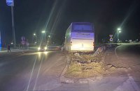 Автобус се блъсна край Митница "Пловдив", няма пострадали