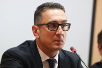 Шефът на БАИ: Агенцията за инвестиции не издава визи, за да влизат чужденци на територията на България