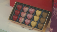 Белгийски майстор на шоколад подготвя сладки изненади за Свети Валентин