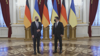 Олаф Шолц в Украйна: Призовавам Русия да се възползва от предложенията за диалог