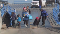 Над 100 000 души вече са напуснали Украйна