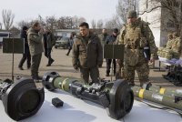 Украинският президент свиква резервисти за армията