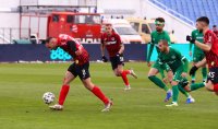 Локомотив София измъкна трите точки в битката за оцеляване срещу Ботев Враца