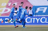 Дебютен гол на Илиян Стефнов донесе победата на Левски над Локомотив (София)