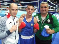 Николай Маринов и Ясен Радев също стигнаха до 1/4-финал на Европейското по бокс за младежи
