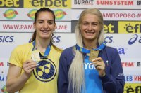Сестри Стоеви са на 1/2-финал в Базел след нова разгромна победа