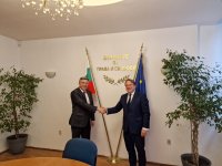Комисарят по съседство и разширяване Оливер Вархеи благодари на ДПС за подкрепата за Северна Македония